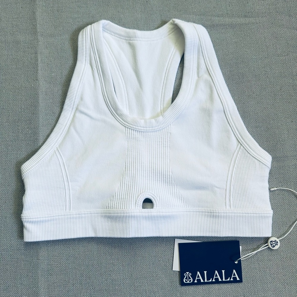 ALALA Barre Racer Ribbed Seamless Sports Bra New - Picture 4 of 7